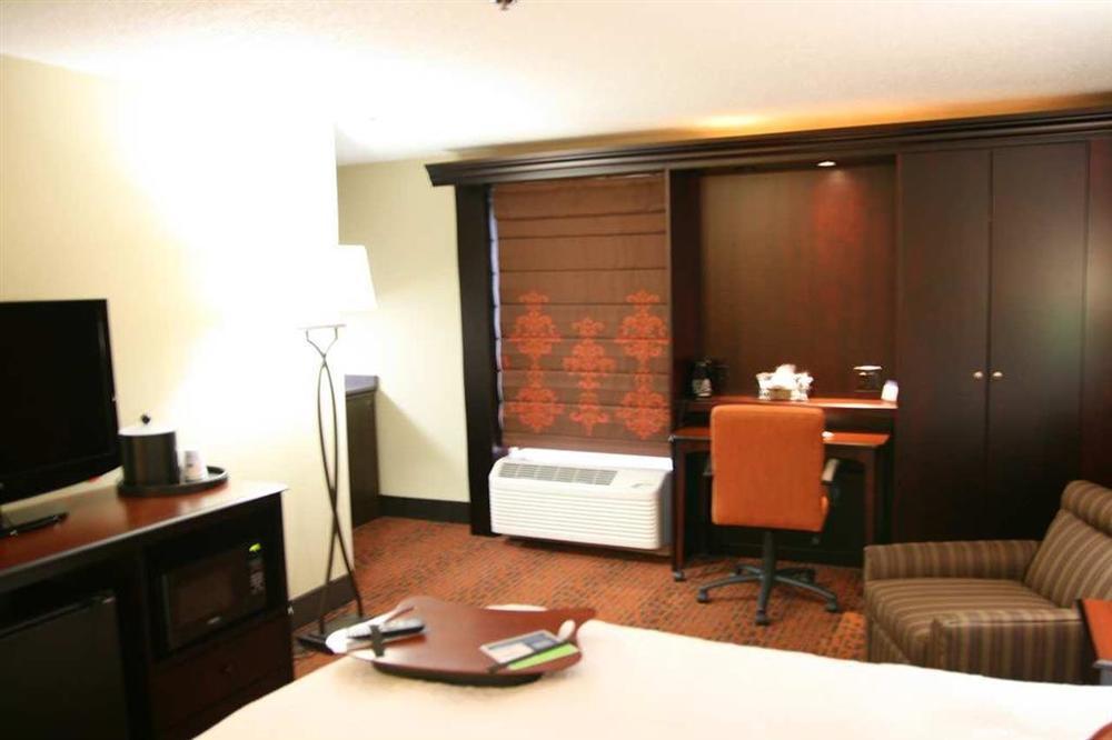 Hampton Inn אשלנד חדר תמונה