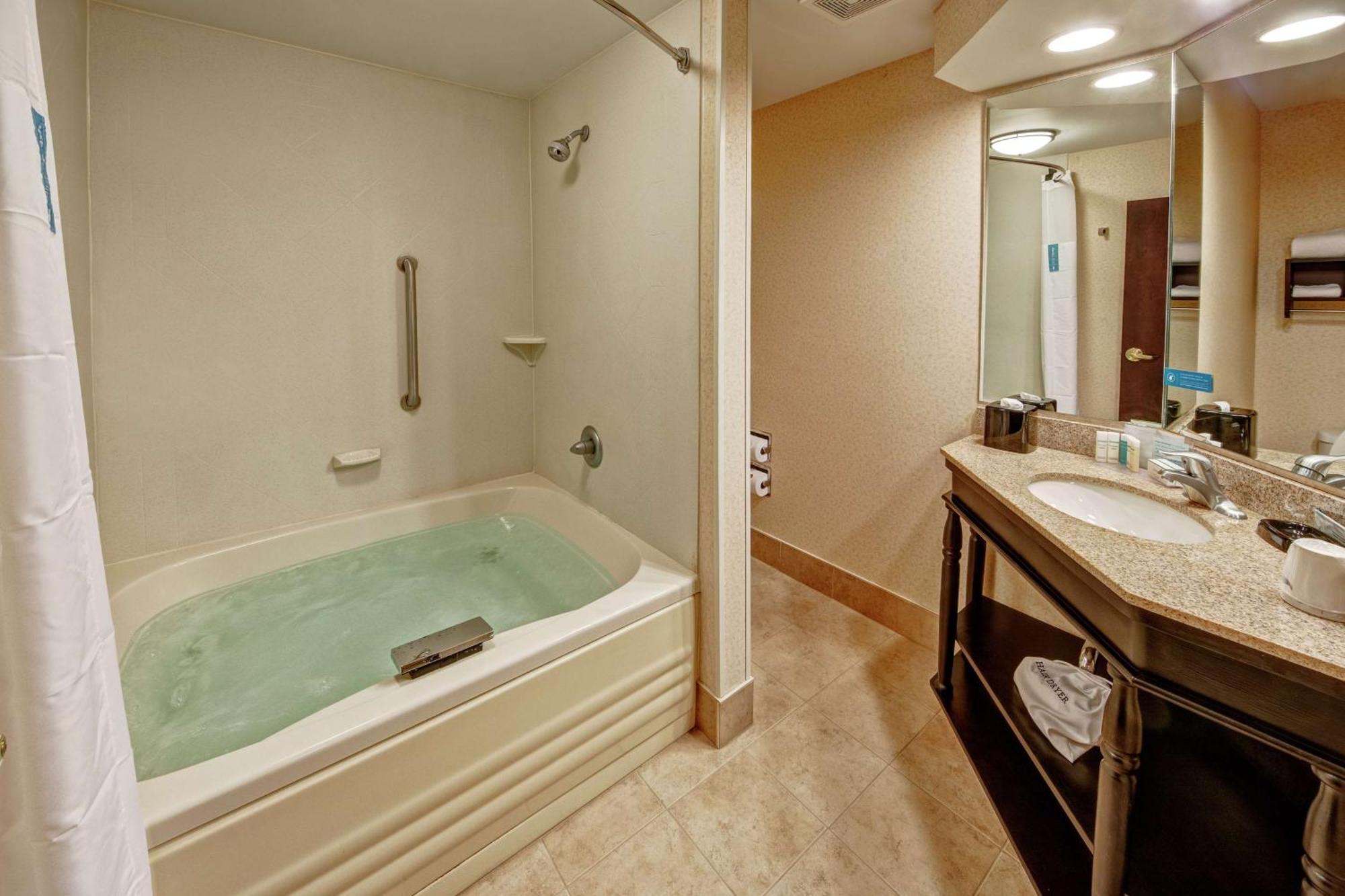 Hampton Inn אשלנד מראה חיצוני תמונה